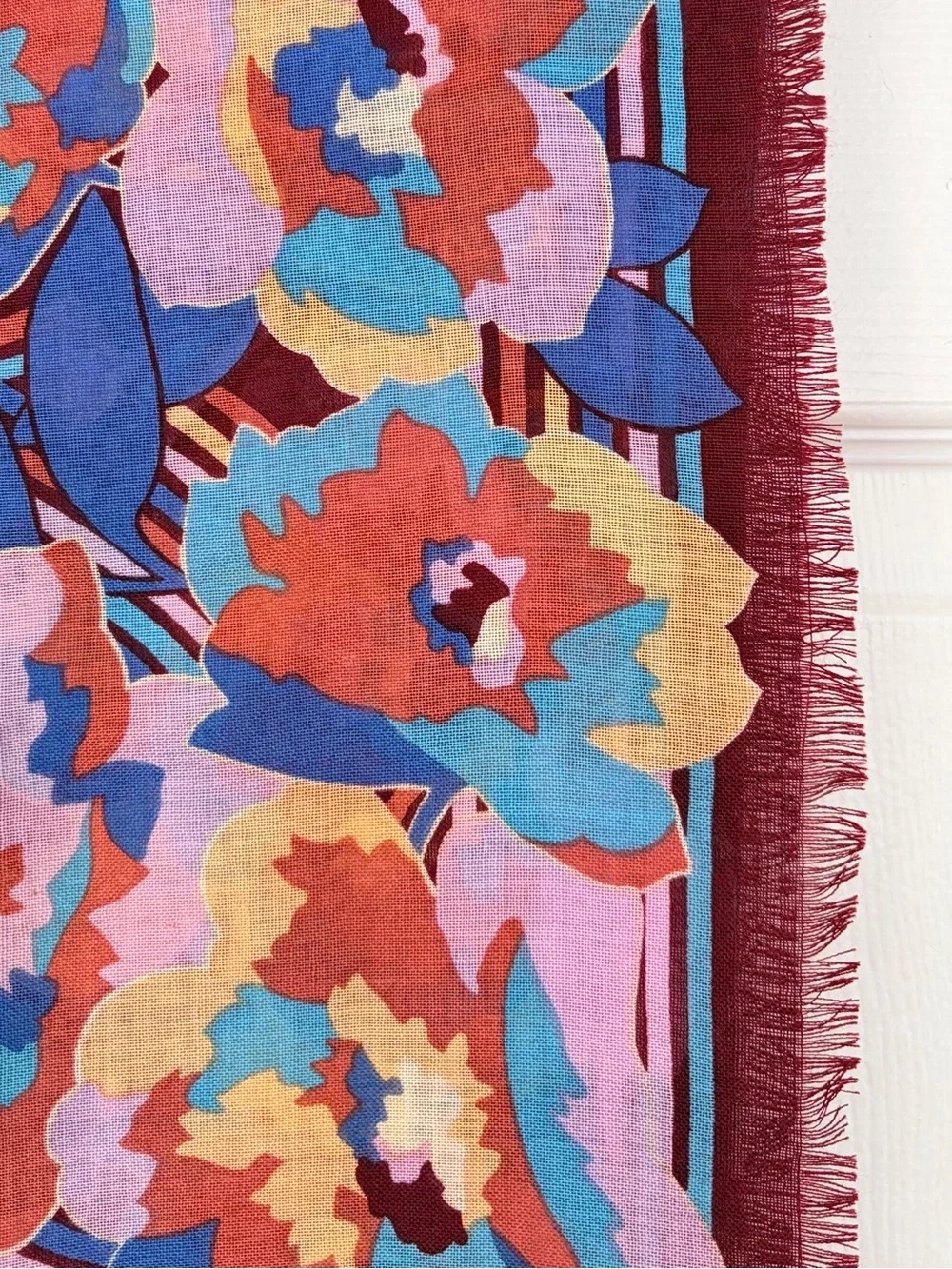 Echo Scarf Wrap Oblong 100% Wool Floral New